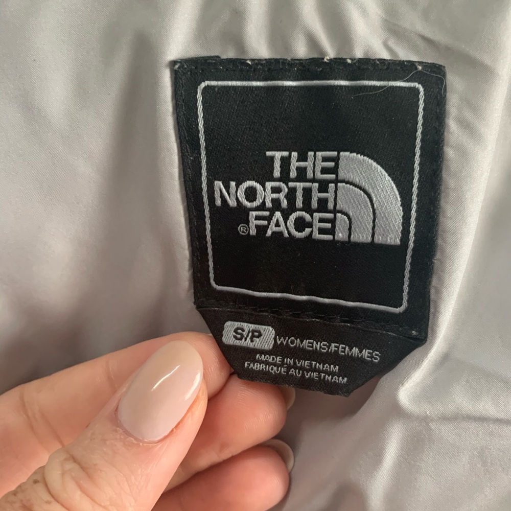 North Face Women’s Puffer Off White Down Jacket - Picture 4 of 4